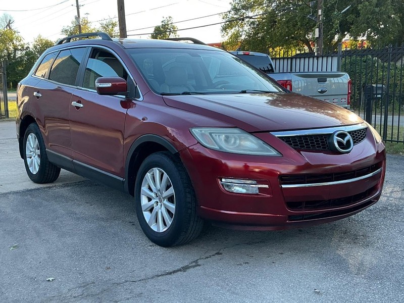 Mazda CX-9 Vehicle Full-screen Gallery Image 04