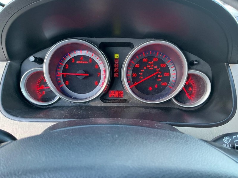 Mazda CX-9 Vehicle Full-screen Gallery Image 19