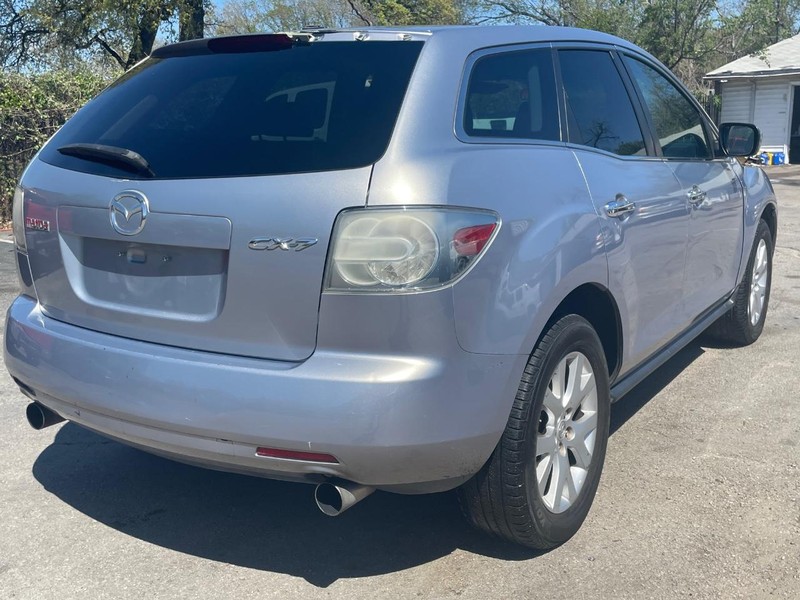 Mazda CX-7 Vehicle Full-screen Gallery Image 06