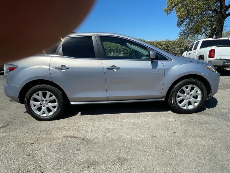 Mazda CX-7 Vehicle Full-screen Gallery Image 07