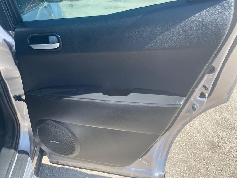 Mazda CX-7 Vehicle Full-screen Gallery Image 18