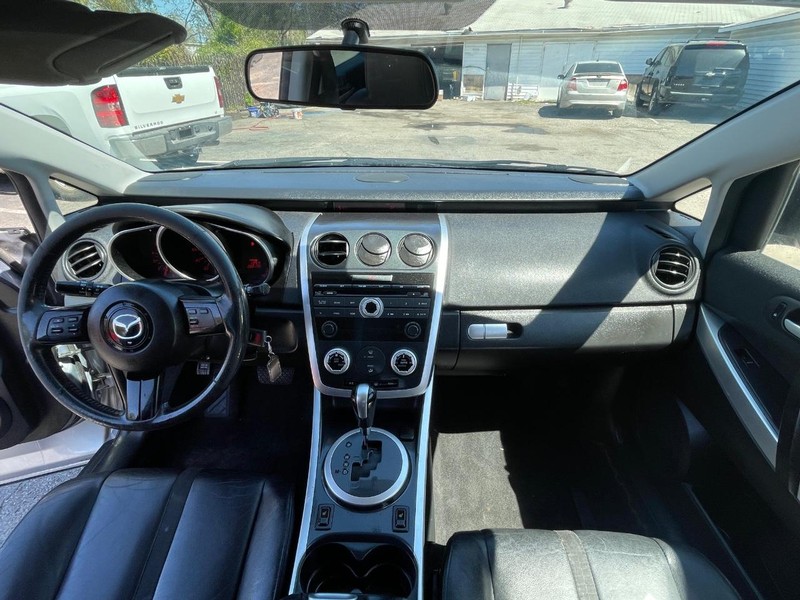 Mazda CX-7 Vehicle Full-screen Gallery Image 22