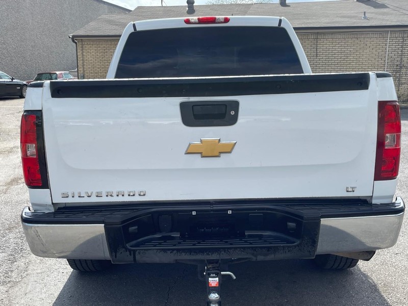 Chevrolet Silverado 1500 Vehicle Full-screen Gallery Image 04