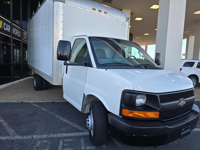 more details - chevrolet express commercial cutaway