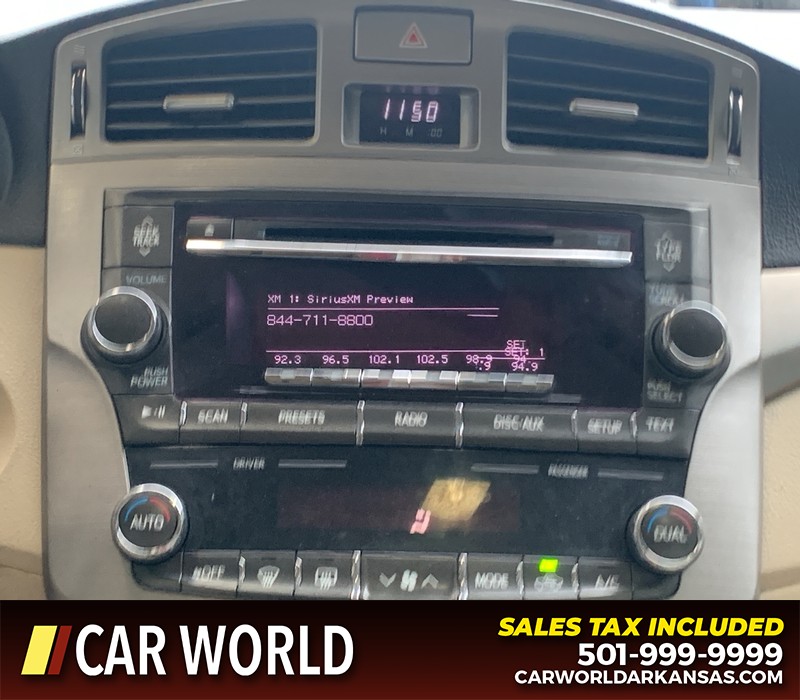 Toyota Avalon Vehicle Full-screen Gallery Image 15