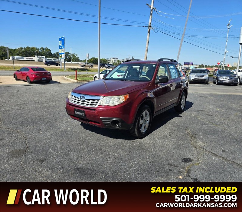 Subaru Forester Vehicle Full-screen Gallery Image 3