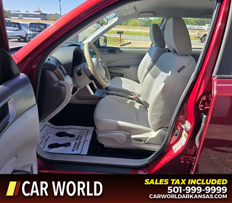 Subaru Forester Vehicle Full-screen Gallery Image 8