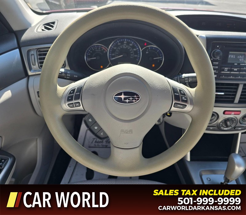 Subaru Forester Vehicle Full-screen Gallery Image 15