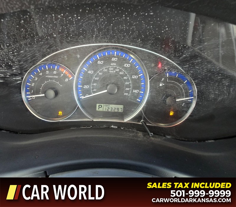 Subaru Forester Vehicle Full-screen Gallery Image 17