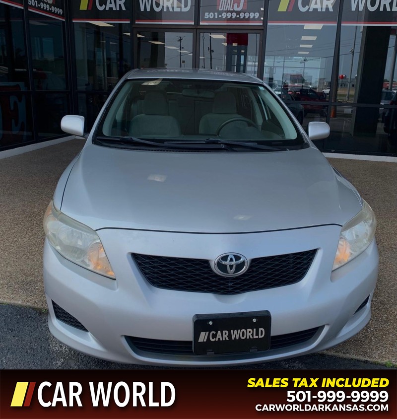 Toyota Corolla Vehicle Full-screen Gallery Image 3