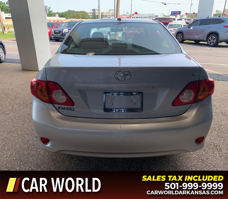 Toyota Corolla Vehicle Full-screen Gallery Image 5