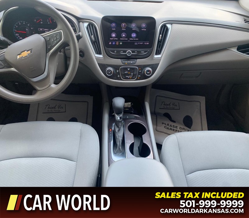 Chevrolet Malibu Vehicle Full-screen Gallery Image 9