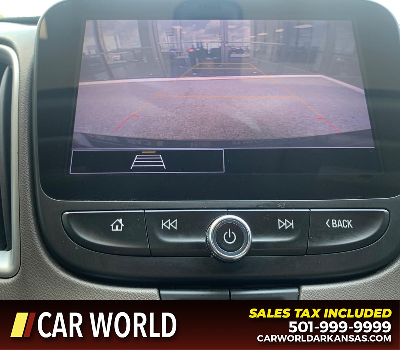 Chevrolet Malibu Vehicle Full-screen Gallery Image 13