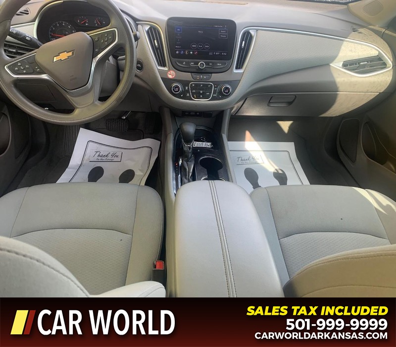 Chevrolet Malibu Vehicle Full-screen Gallery Image 8