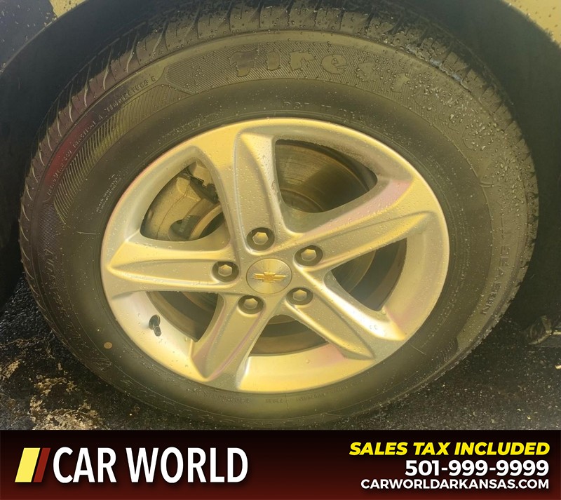 Chevrolet Malibu Vehicle Full-screen Gallery Image 14