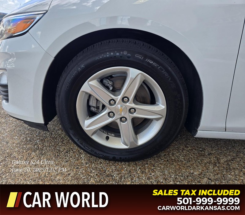 Chevrolet Malibu Vehicle Full-screen Gallery Image 6