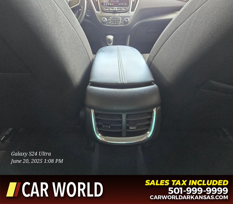 Chevrolet Malibu Vehicle Full-screen Gallery Image 19