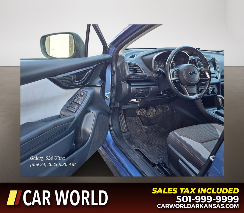 Subaru Crosstrek Vehicle Full-screen Gallery Image 7