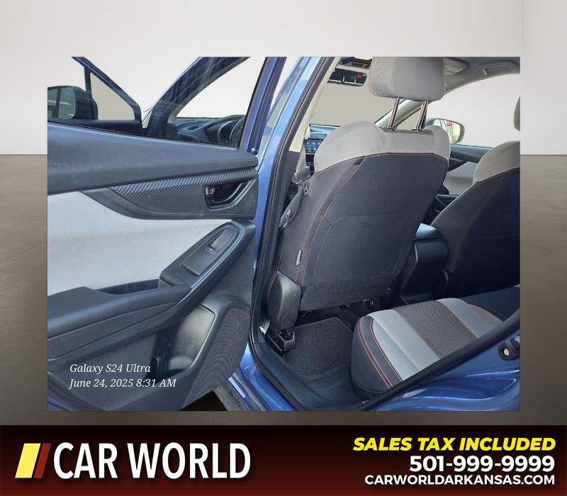 Subaru Crosstrek Vehicle Full-screen Gallery Image 9