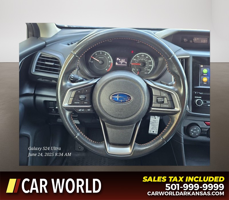 Subaru Crosstrek Vehicle Full-screen Gallery Image 15