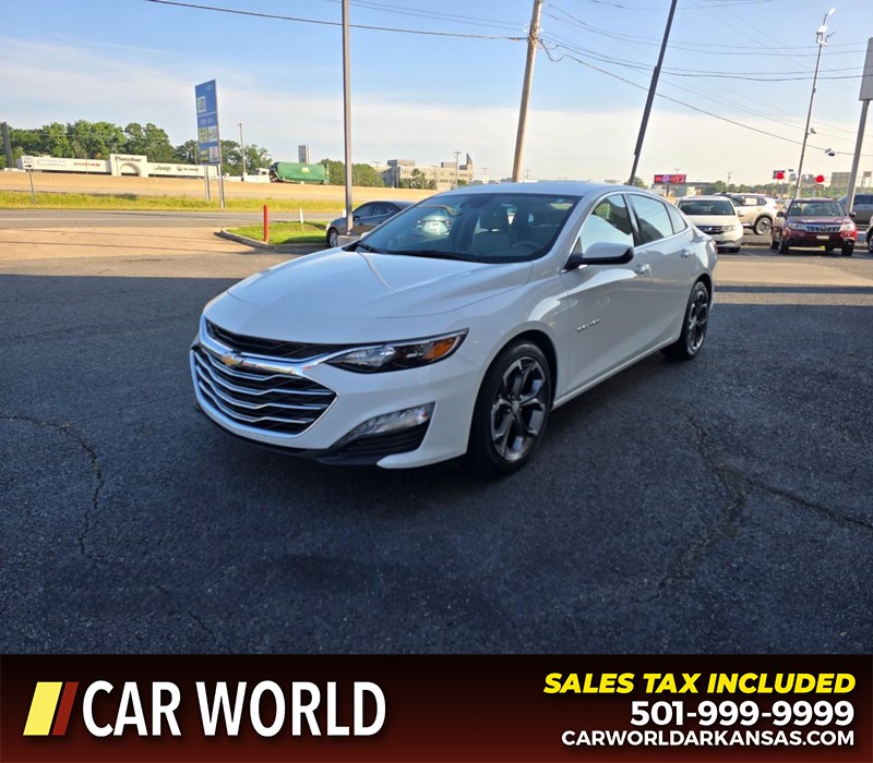 Chevrolet Malibu Vehicle Full-screen Gallery Image 3