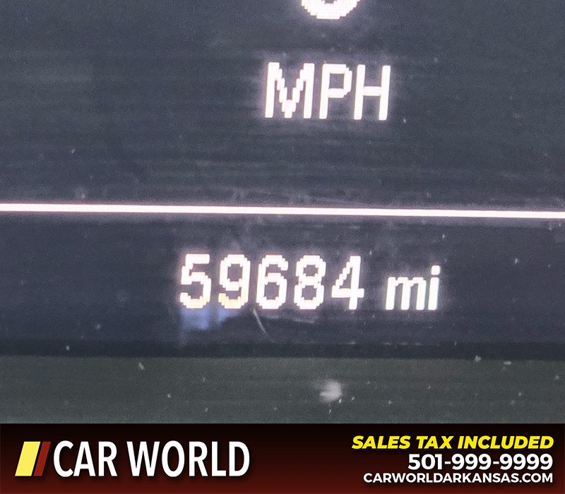 Chevrolet Malibu Vehicle Full-screen Gallery Image 16