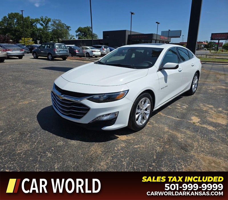 Chevrolet Malibu Vehicle Full-screen Gallery Image 3