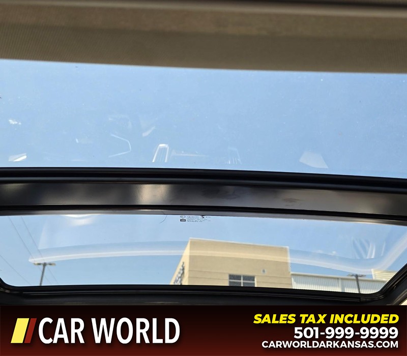 Chevrolet Malibu Vehicle Full-screen Gallery Image 20