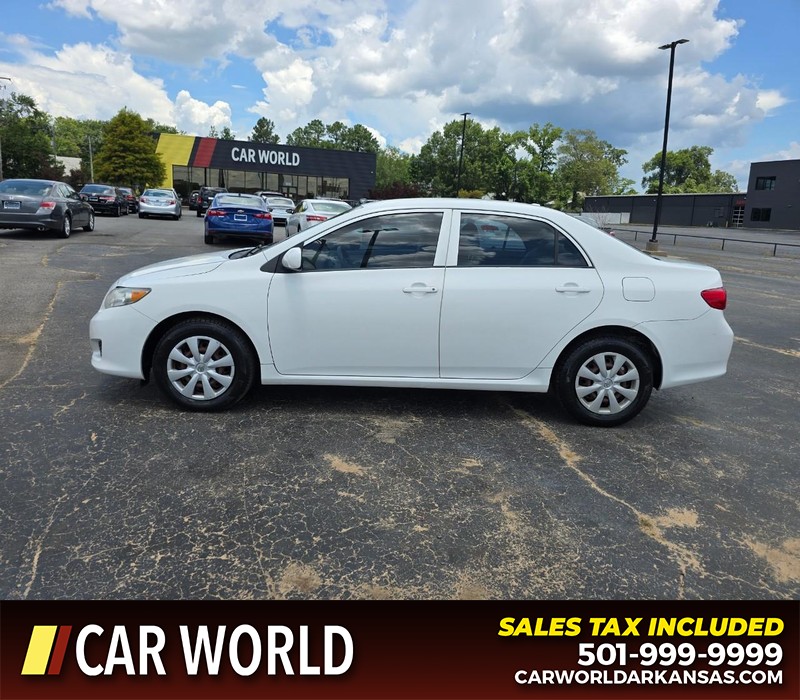 Toyota Corolla Vehicle Full-screen Gallery Image 4