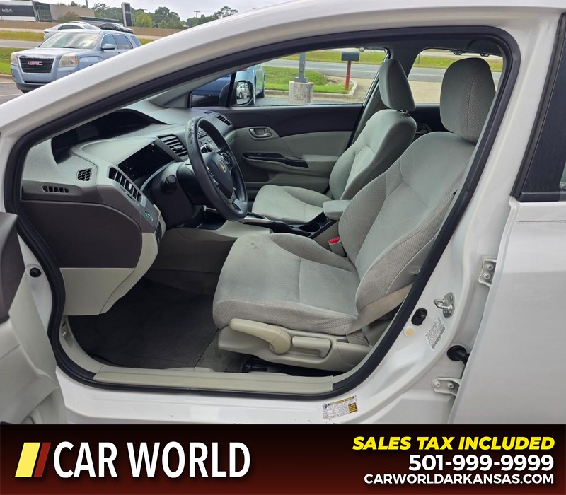 Honda Civic Sedan Vehicle Full-screen Gallery Image 8