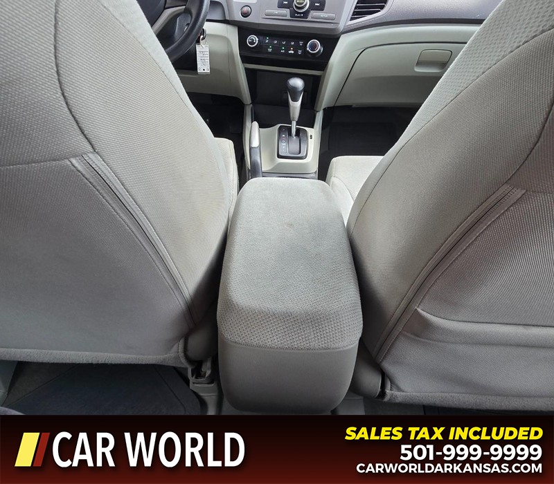 Honda Civic Sedan Vehicle Full-screen Gallery Image 18