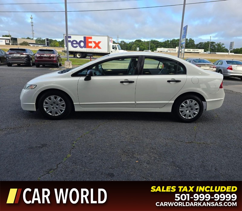 Honda Civic Sedan Vehicle Full-screen Gallery Image 4