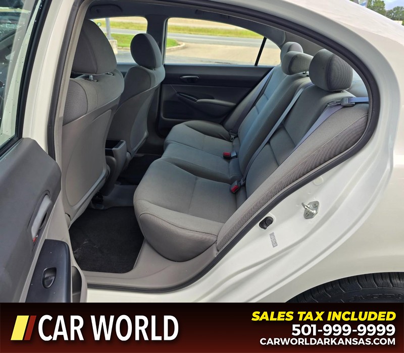 Honda Civic Sedan Vehicle Full-screen Gallery Image 10