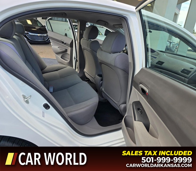 Honda Civic Sedan Vehicle Full-screen Gallery Image 12