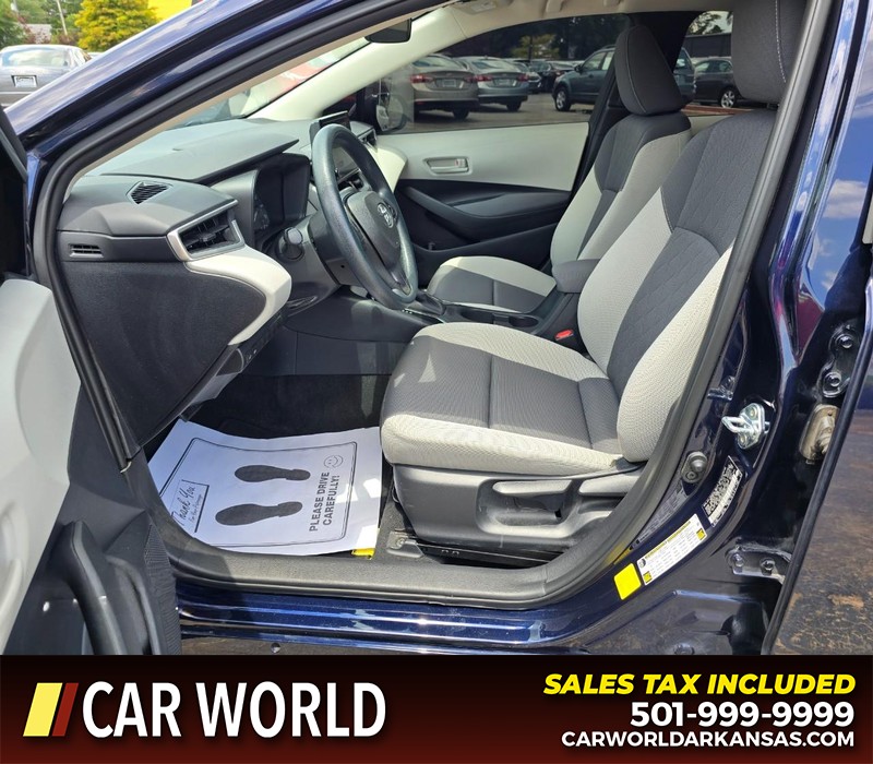 Toyota Corolla Vehicle Full-screen Gallery Image 8