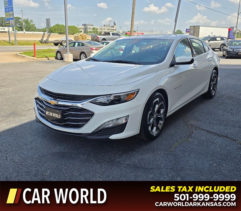 Chevrolet Malibu Vehicle Full-screen Gallery Image 3