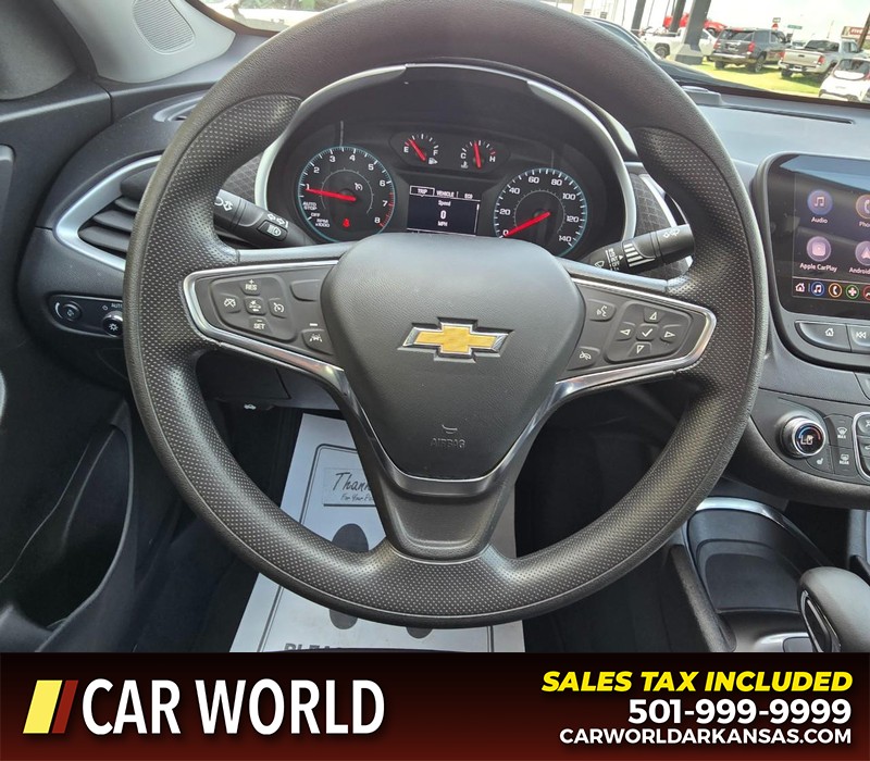 Chevrolet Malibu Vehicle Full-screen Gallery Image 15
