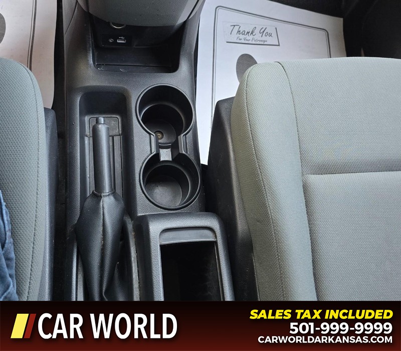 Nissan NV200 Compact Cargo Vehicle Full-screen Gallery Image 17