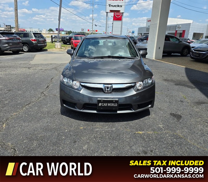 Honda Civic Sedan Vehicle Full-screen Gallery Image 2