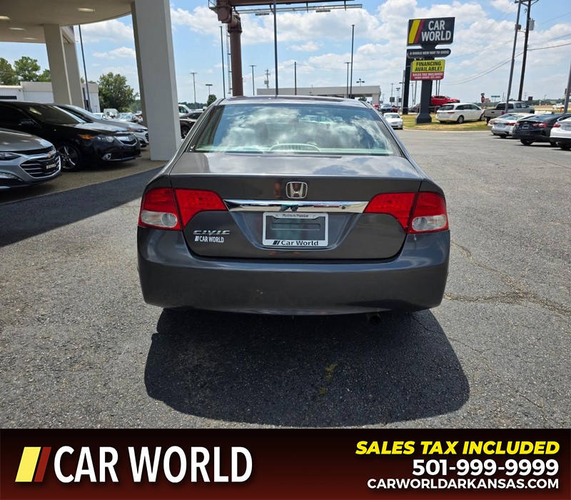 Honda Civic Sedan Vehicle Full-screen Gallery Image 5