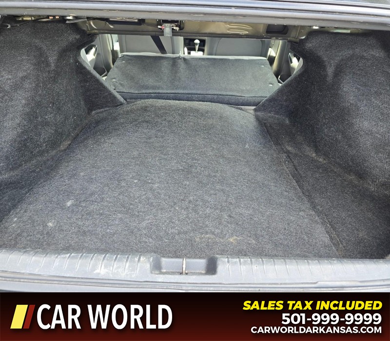 Honda Civic Sedan Vehicle Full-screen Gallery Image 14