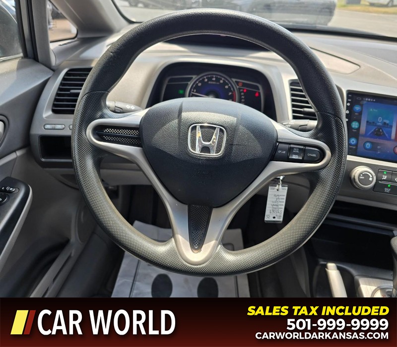 Honda Civic Sedan Vehicle Full-screen Gallery Image 15