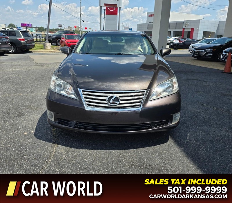 Lexus ES 350 Vehicle Full-screen Gallery Image 2