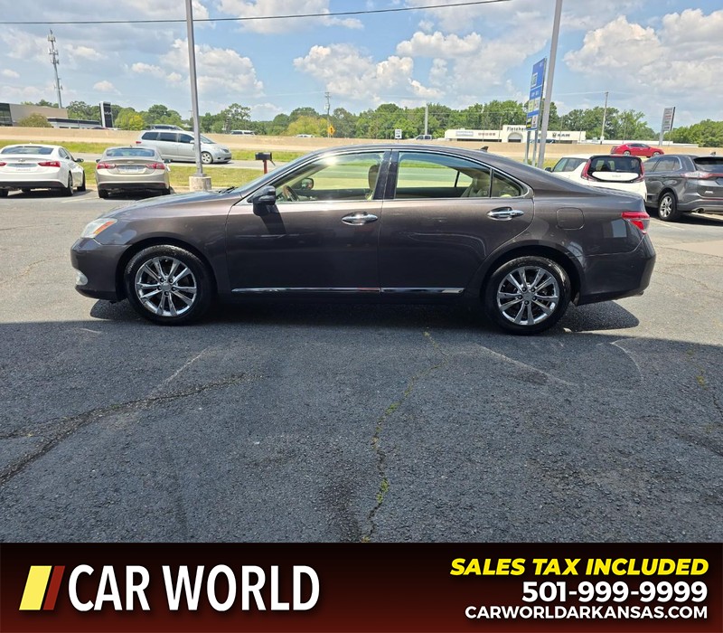 Lexus ES 350 Vehicle Full-screen Gallery Image 4