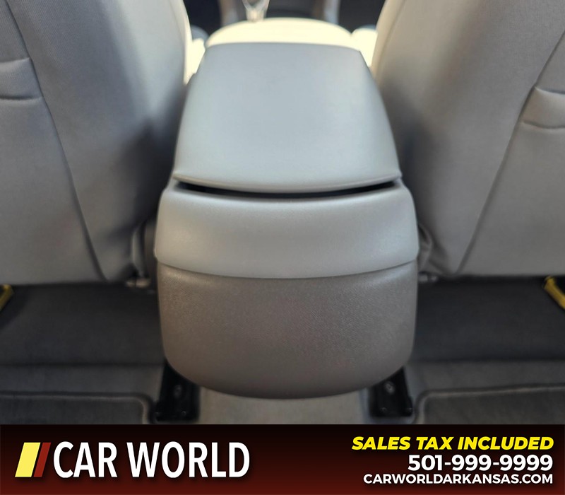 Chevrolet Malibu Vehicle Full-screen Gallery Image 19