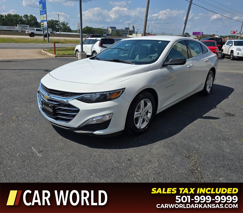 Chevrolet Malibu Vehicle Full-screen Gallery Image 3