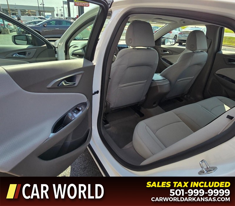 Chevrolet Malibu Vehicle Full-screen Gallery Image 9