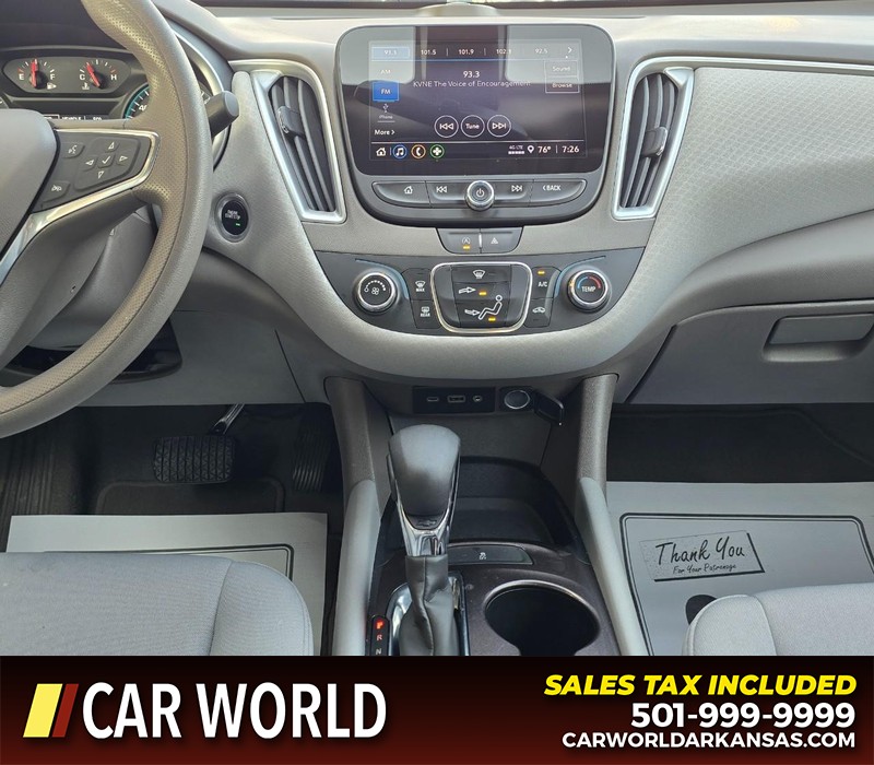 Chevrolet Malibu Vehicle Full-screen Gallery Image 18