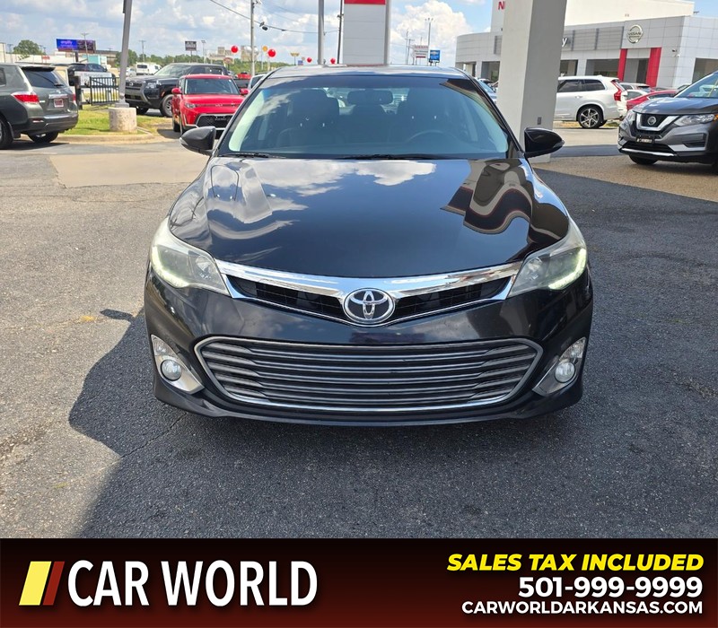 Toyota Avalon Vehicle Full-screen Gallery Image 2