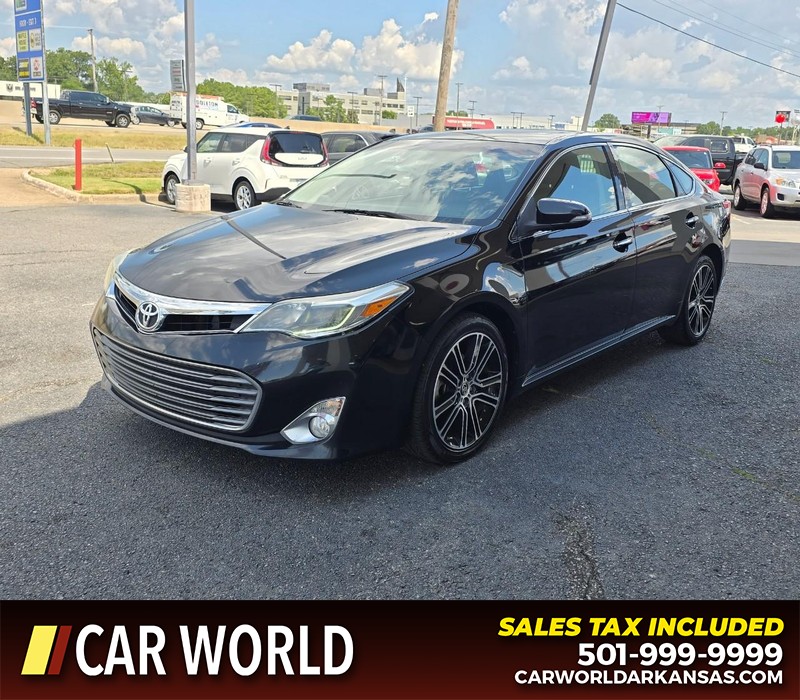 Toyota Avalon Vehicle Full-screen Gallery Image 3